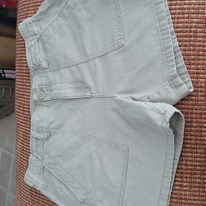 MARC NEW YORK ANDREW MARC TAN/KHAKI Women's shorts XL